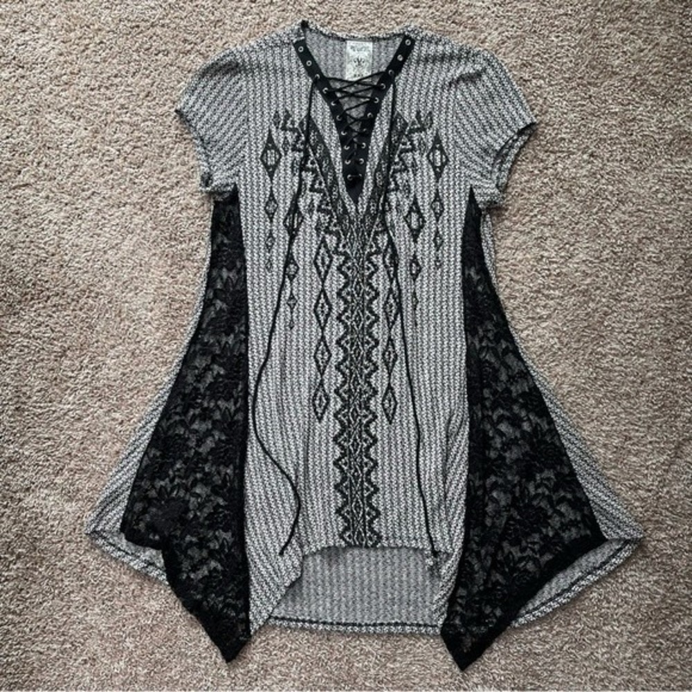 SOLD ✨ Vocal Longline Lace Up Rhinestone Short Sleeve - Picture 1 of 11